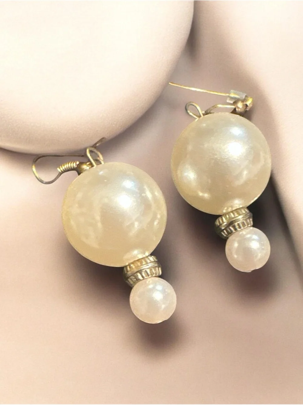 Classic Cream Pearl Drop Earrings 412